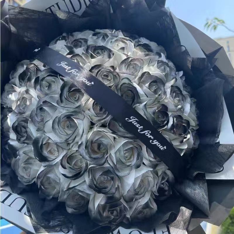 情人节礼物99朵碎冰蓝乌梅子酱香皂花永生玫瑰送男女朋友生日礼物Valentine's Day Gift: 99 Roses, Ice Blue Rose Bouquet, Rose for Girlf