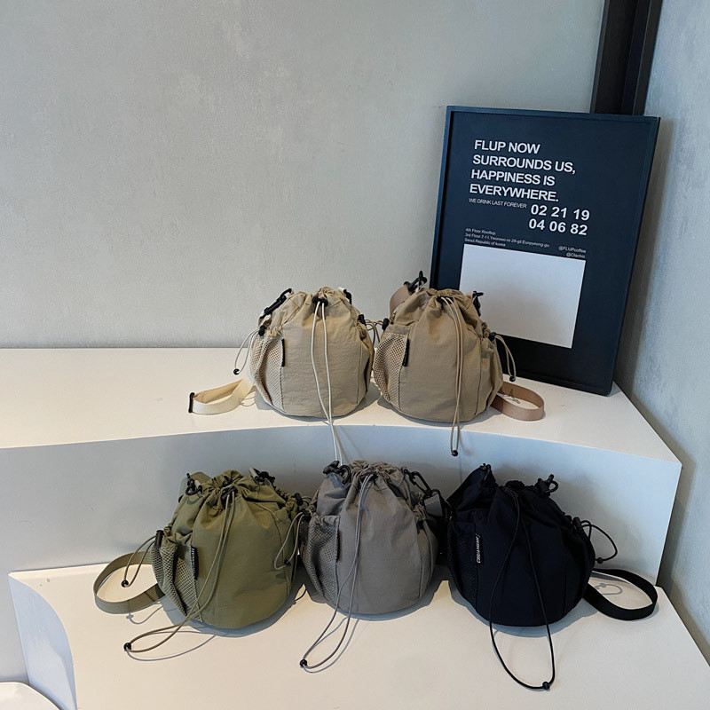 Bucket Bag Fashion Drawstring Japanese All-Match Bag Female High-End Feeling Leisure Travel Leisure 
