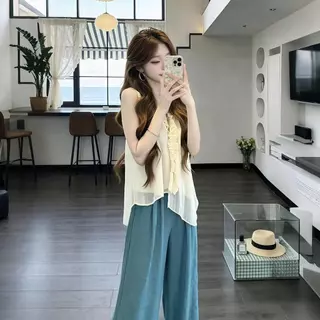 Red Berry เสื้อกล้ามคอวีแต่งขอบระบาย ผ้าบาง ดีไซน์ไม่สมมาตร 99412