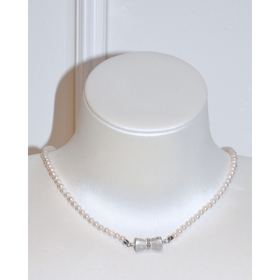 4A Akoya Round Necklace in Silver 925 WG Plated - Classic Ribbon Clasp - Rose Overtone (3 -4mm)