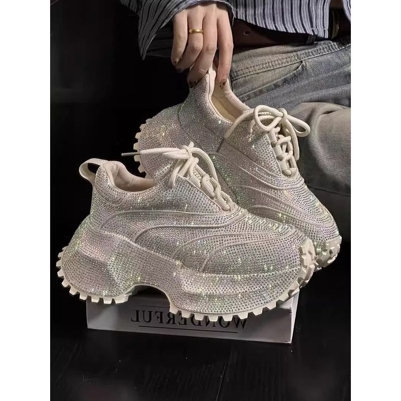 Rhinestone หนาSoled Daddy รองเท้าผู้หญิง 2026 ฤดูใบไม้ผลิใหม่สไตล์เพชรรองเท้าผ้าใบเพิ่มความสูง