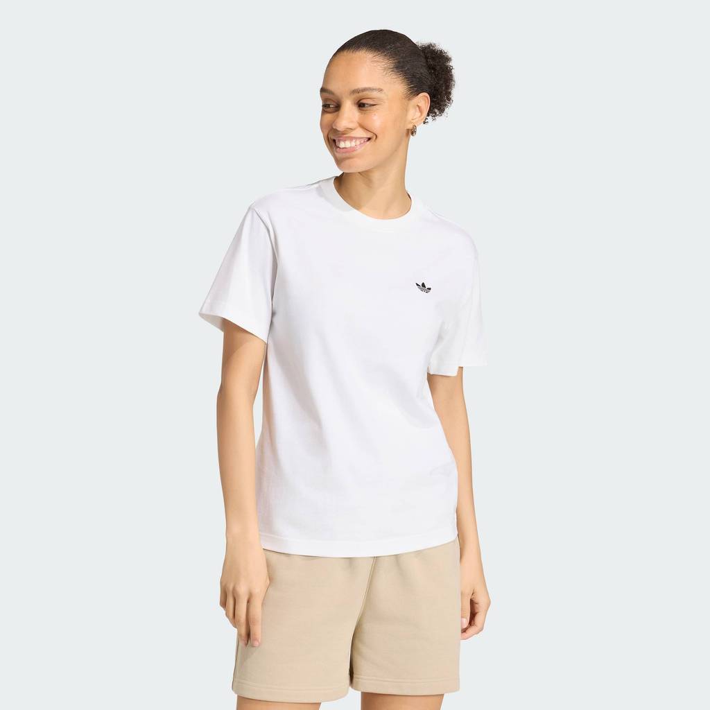 adidas ไลฟ์สไตล์ เสื้อยืด ESSENTIALS REGULAR ผู้หญิง สีขาว KQ6703