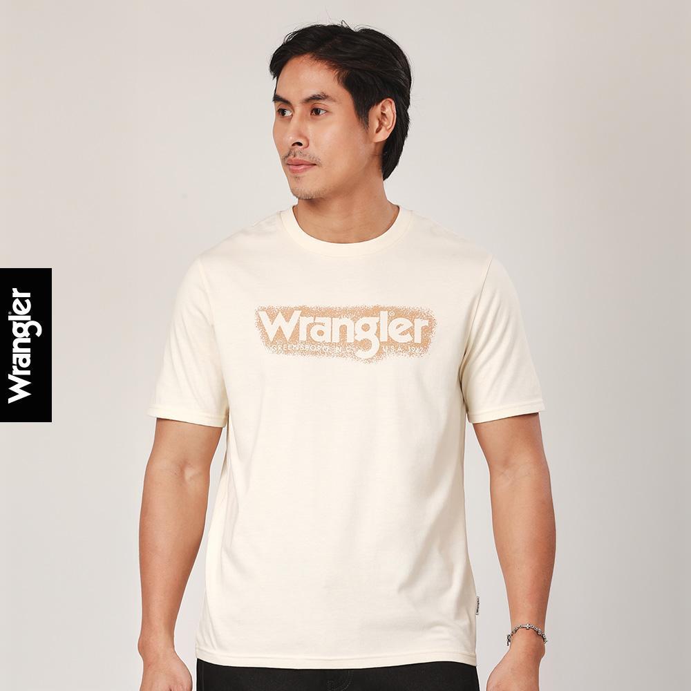 WRANGLER เสื้อยืดแขนสั้นผู้ชาย รุ่น WR F425MTSSF97 สีเบจ – โปรปัง