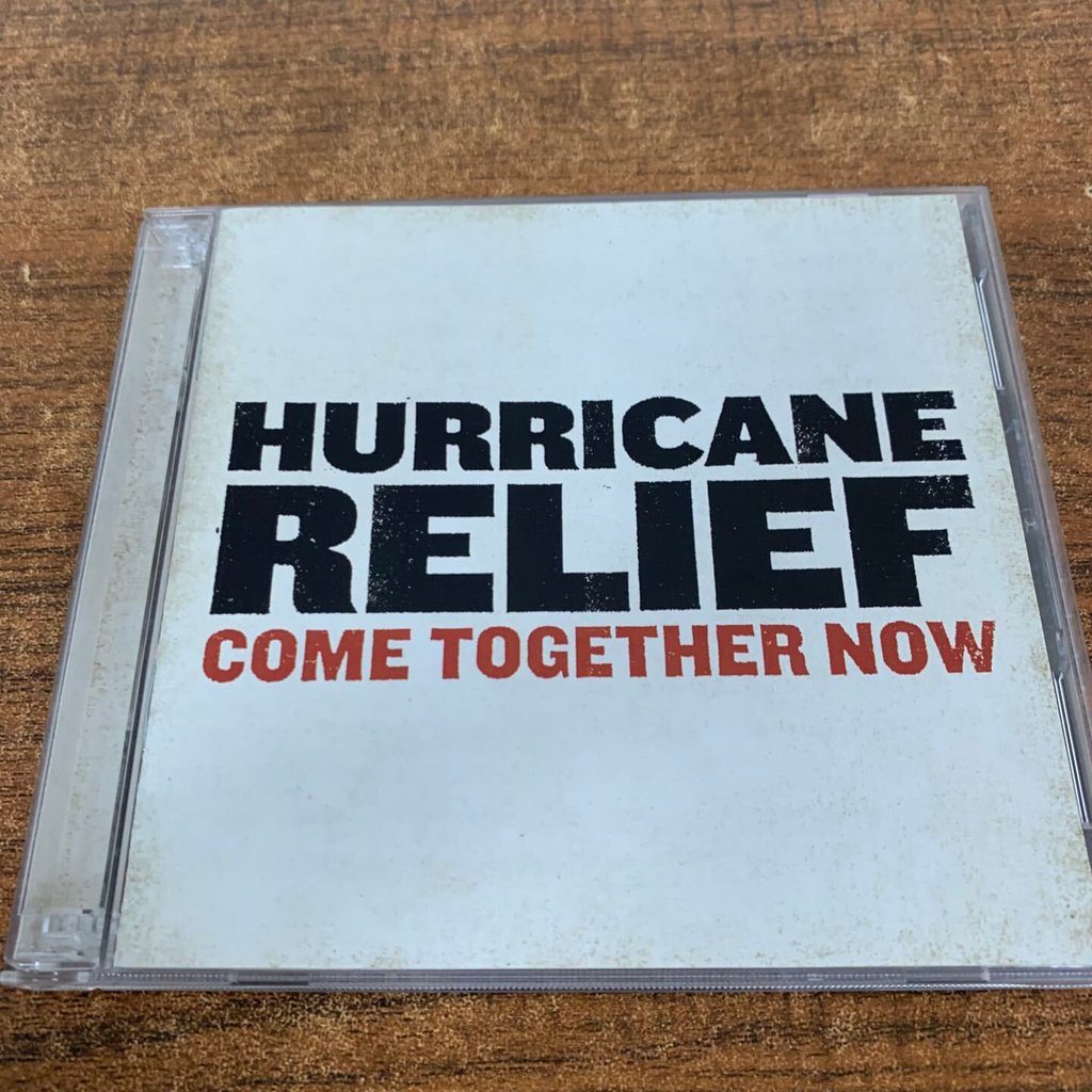 (ไม่มีการปิดผนึก) Hurricane Relief Come Together Now 2CD huang