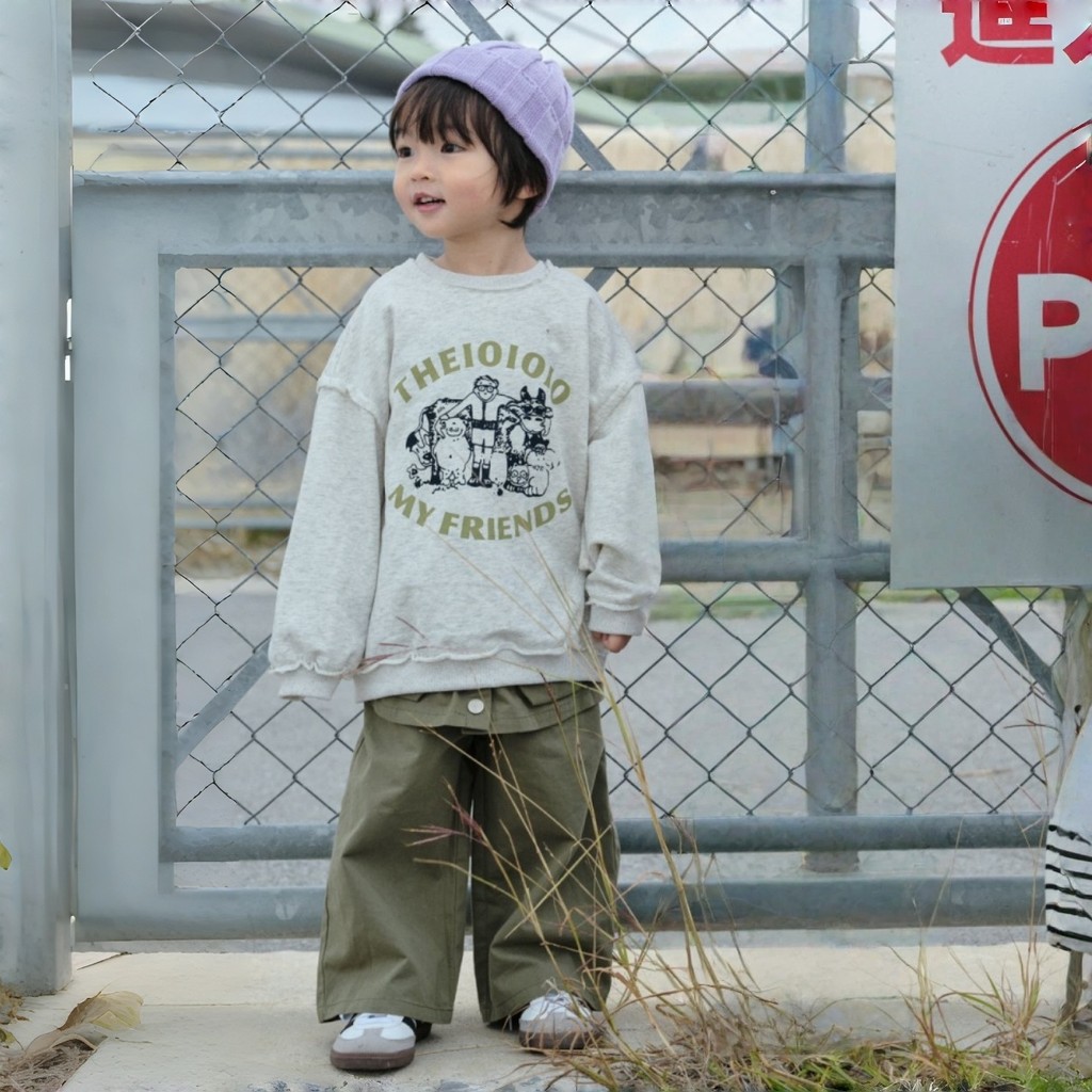 Theioioio เสื้อสเวตเตอร์เด็ก ลายกราฟิก "My Friends" ผ้าคอตตอน 100% ดีไซน์เรโทรพรีเมียม สีเทาขาว/สีน้