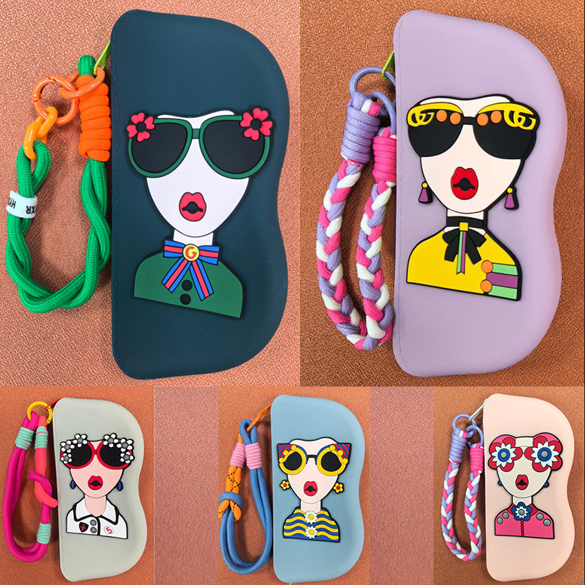 พร้อมส่ง กระเป๋าแว่นตา อเนกประสงค์ ซิลิโคน กันน้ำ กันฝุ่น ลายการ์ตูน พกพา แขวนได้ อเนกประสงค์