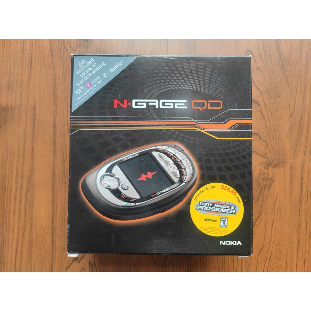 โทรศัพท์เกม NOKIA N-Gage QD ใหม่เอี่ยม