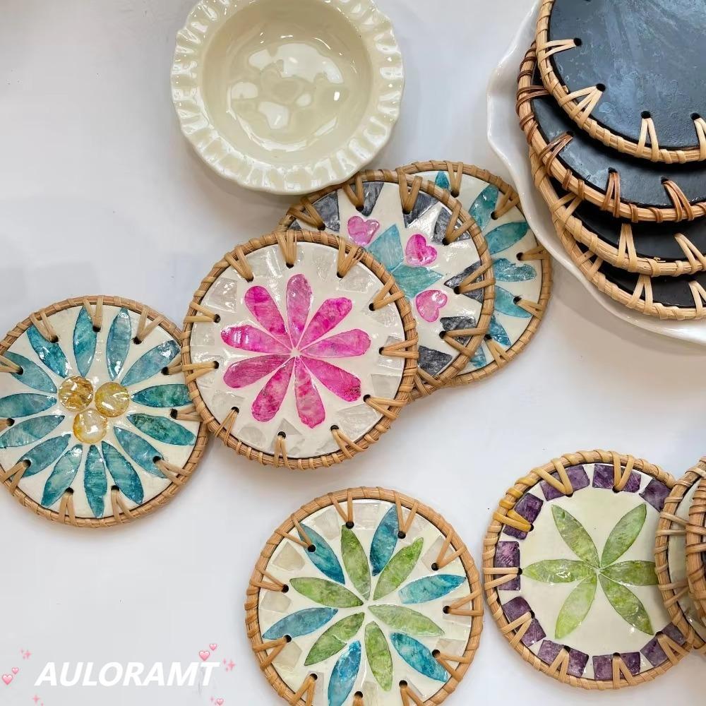 AULORAMT หวาย Coaster,ที่มีสีสันรอบ Shell ถ้วย,Handmade 10 ซม.แก้วทนความร้อน Placemat สําหรับชากาแฟเครื่องดื่มร้อน