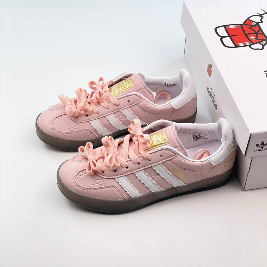 Hello Kitty & AD Origins Gazelle Indoor Shoes สีชมพูอ่อน สําหรับเดินสบายรอบบ้าน