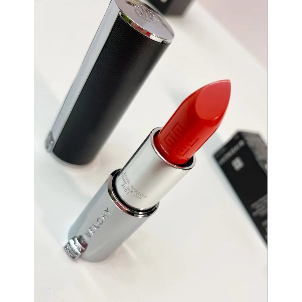 ¥Givenchy Lambskin Lipstick 3.4g
หนังสีดํา: N37+N227+N304+N306+N307
N319+N330+N333+N500