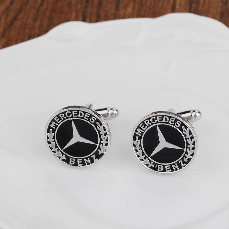 High-End Simple Cufflinks แฟชั่น All-Match Cufflinks โลหะหัตถกรรม Cufflinks เสื้อสูท Cufflinks 4.29