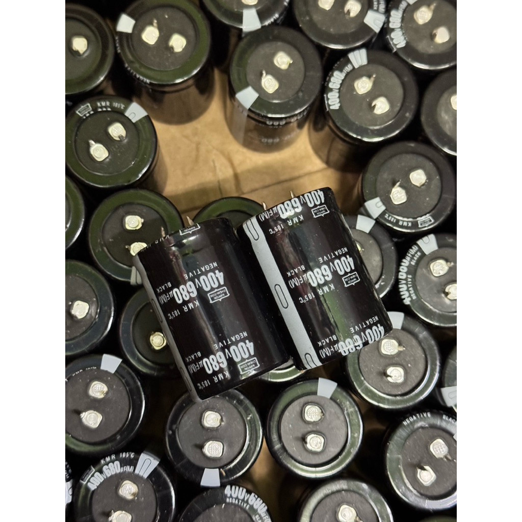 1ชิ้น680UF 400V 680MFD 400WV ตัวเก็บประจุอลูมิเนียมอิเล็กโทรไลติก  680mf400v เรเดียล400v680uf 400v68