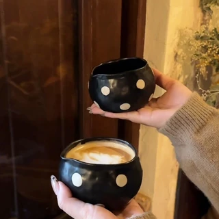 ถ้วยชงมัทฉะ Chawan ถ้วยเซรามิกญี่ปุ่น 450ml ชามมัทฉะ ชามชาเขียว ปากเทง่าย ลายจุด สไตล์มินิมอล