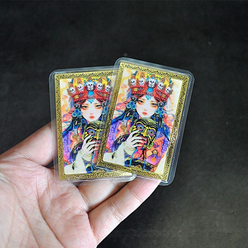 รูปปั้นของอดีตและปัจจุบันของ Zakiram lives, สี Zakiram ที่ผ่านและปัจจุบัน รูปปั้น โลหะทาสี การ์ดทองแ