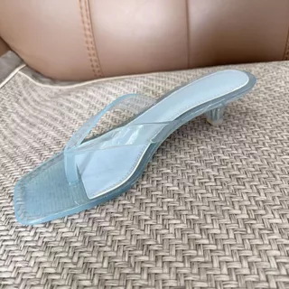 รองเท้าแตะนักเรียน Anti-Slip PVC โปร่งใส เกาหลี ใส่ข้างนอก ชายหาด พื้นนุ่ม เหมาะสำหรับหน้าร้อน ใส่ได้ทั้งวัน ไม่เหม็นเท้า ระบายอากาศดี กันลื่นเวลาเดิน| FCC0 WS1 HS1 FLW1