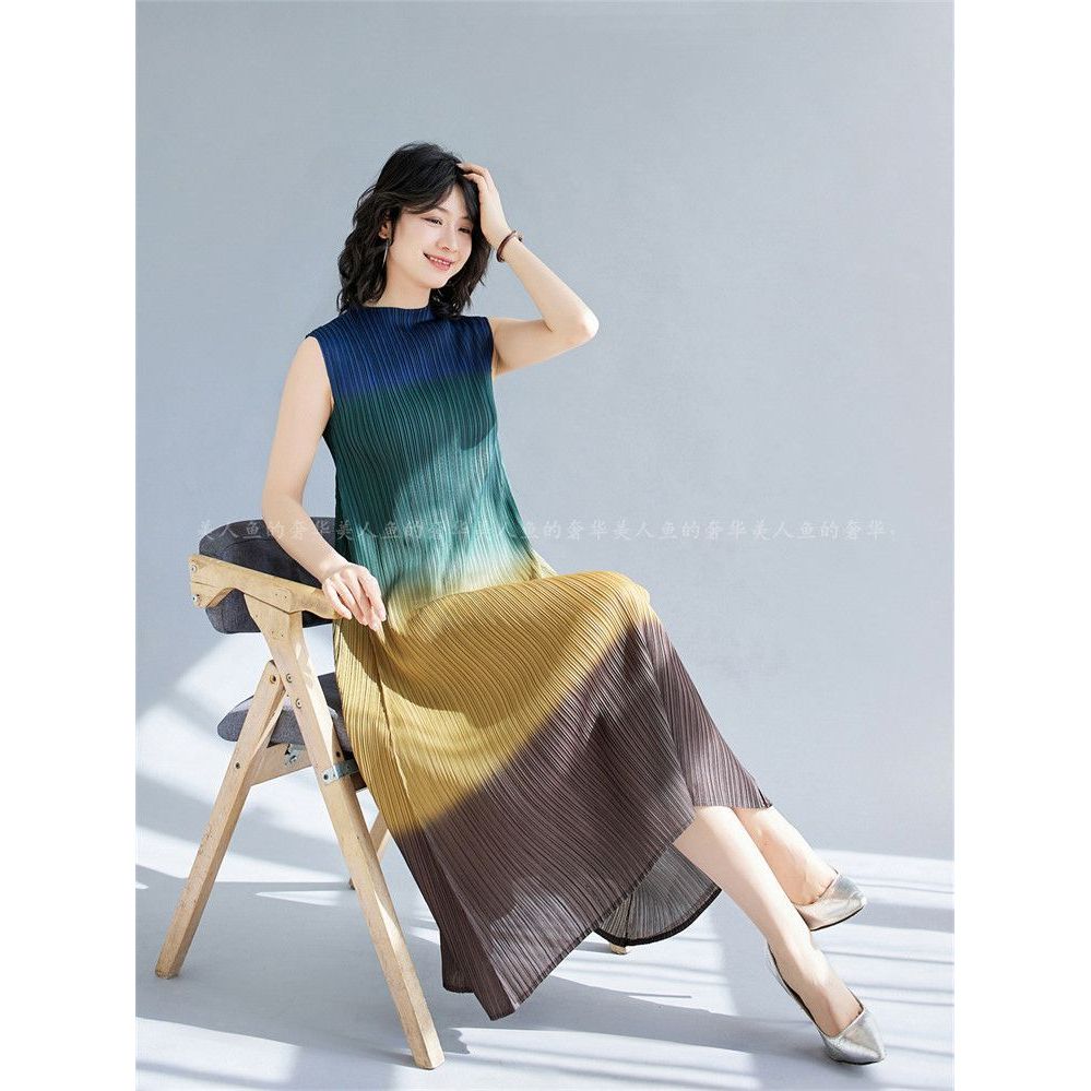 ชุดจับคู่สีแบบเรโทรสำหรับผู้หญิง กั๊กแขนกุดและชุดกลาง ทรงเพรียว สไตล์ใหม่ สำหรับฤดูร้อน