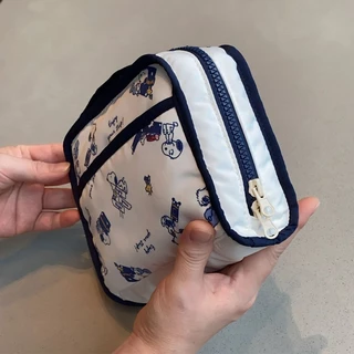 Snoopy กระเป๋าเครื่องสําอางแบบพกพา Wash Hand-Carry Small Bag Multi-Layer Storage Commuter Bag การ์ตูนน่ารักแบบพกพา