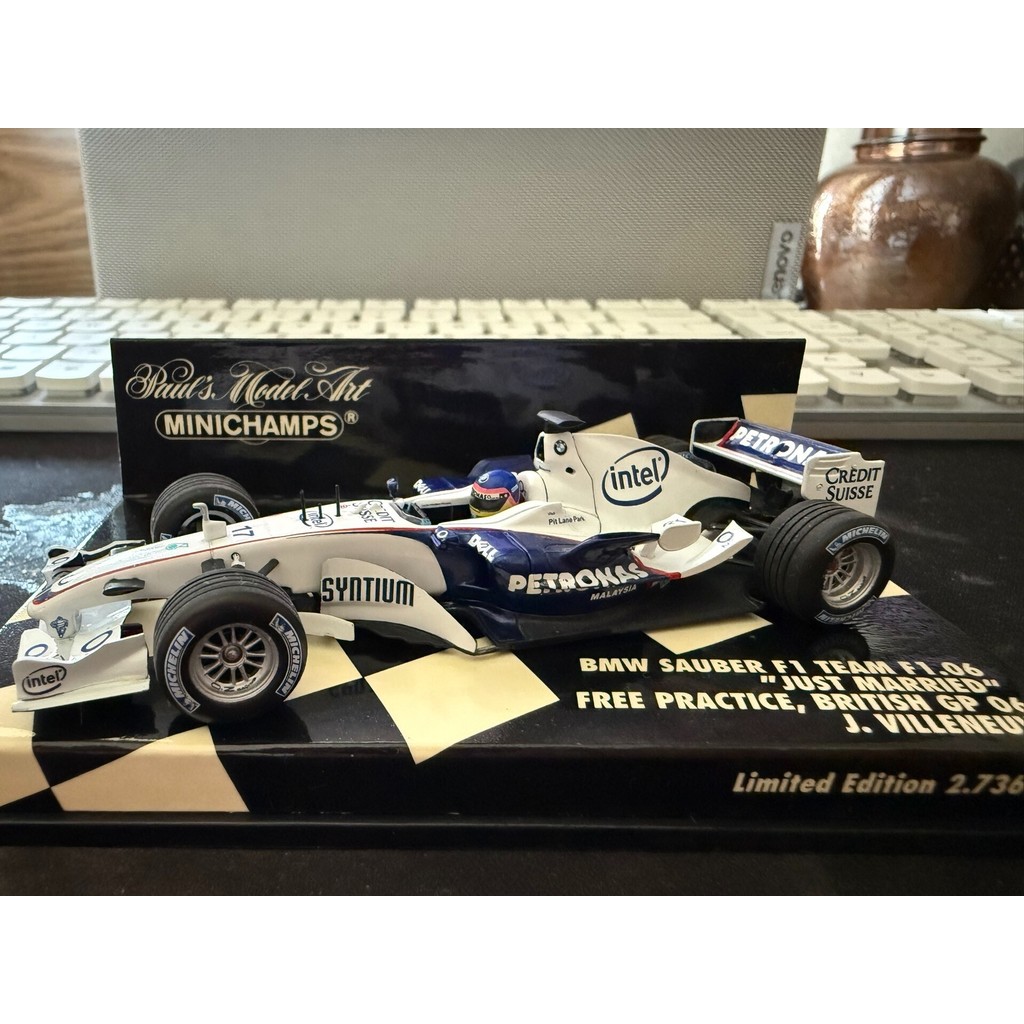 [Orphan] มินิตัด 1/43 BMW Fleet BMW SAUBER F1.06