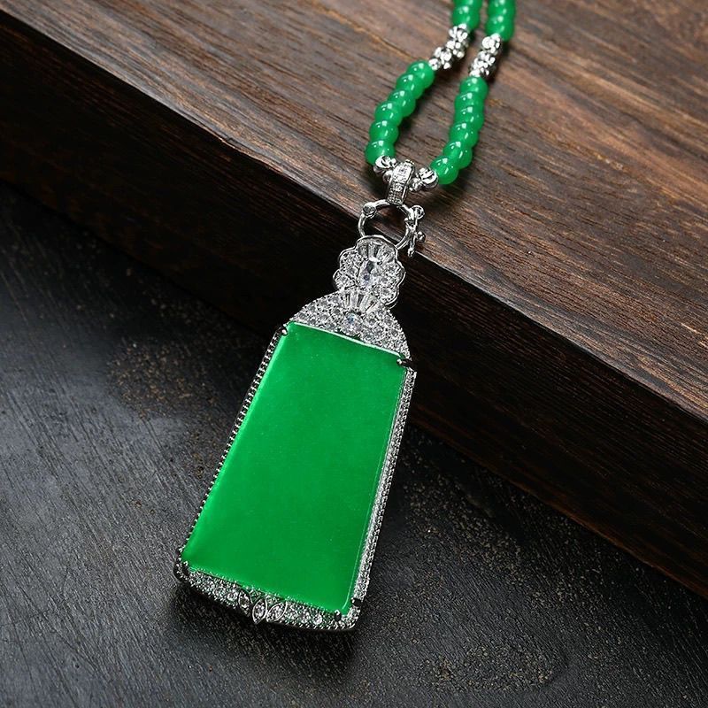 I ธรรมชาติพม่า Laokeng Jadeite ปลอดภัยไม่มีอะไรเต็มสีเขียว Yang Nothing Card 925 ผู้ชายผู้หญิงสร้อยค