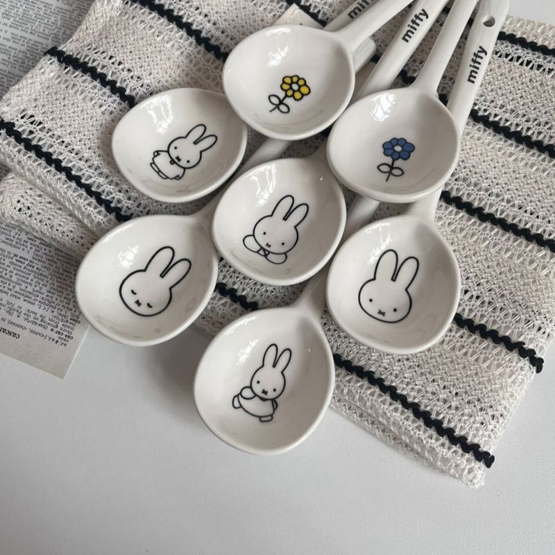 Miffy/น่ารักMiffyกระต่ายช้อนเซรามิคสีขาวInsช้อนด้ามยาวในคร รูปที่ 8