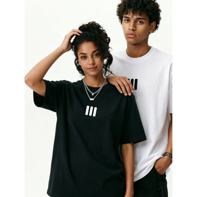Smiley Official Flagship Store Co-Branded Three-Bar Flocking เสื้อยืดแขนสั้น High Street ผ้าฝ้ายแท้ 