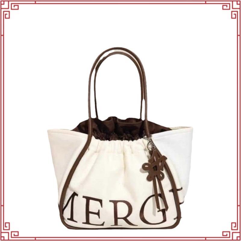MERGE 2025 เทรนด์ไทย ความร่วมมือรวมกัน SBINA รุ่นจำกัด ORM สนามบิน สไตล์เดียวกัน MERGE DAY BAG กระเป
