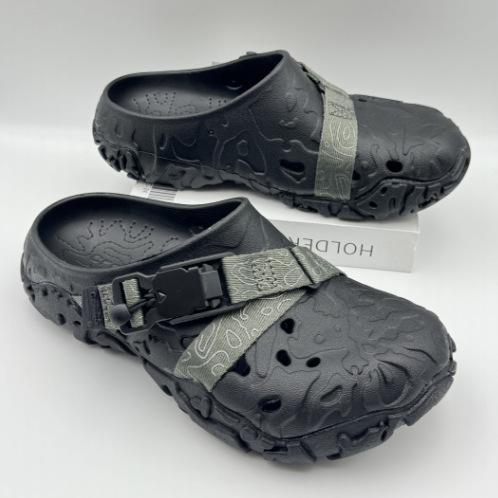 T Tank Second-Generation Trin Summer Mens Hole Shoes Casual Beach Shoes Trendy Toe-Covered Sandals B