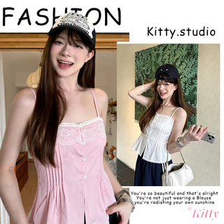 Kitty พร้อมส่ง🍒 เสื้อกล้ามสายเดี่ยวผ้าลูกไม้ ขอบลูกไม้ ปิดกระดุม ตัดร่องสวย ใส่สบายสไตล์เกิร์ลลี่