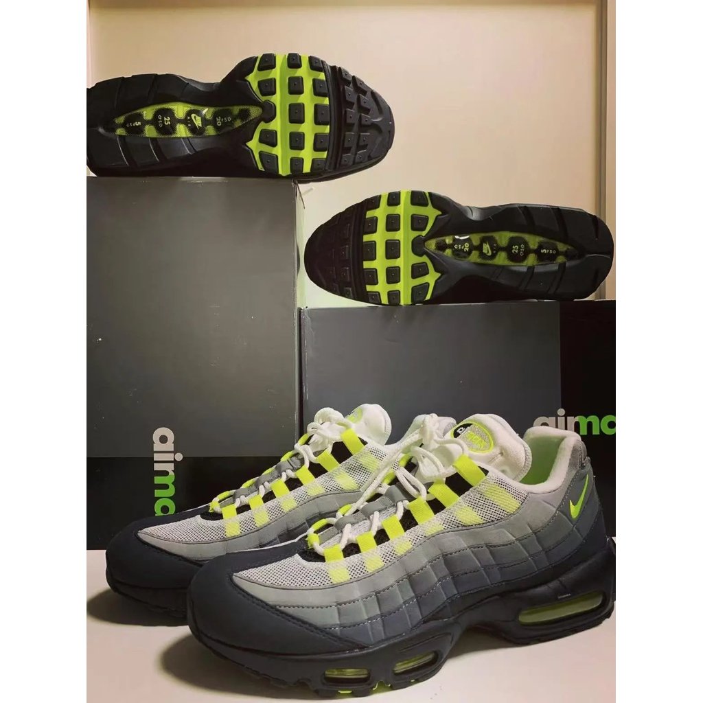NK Air Max95 Retro Cushioning รองเท้าวิ่ง Nike พื้นโฟมหนา เพิ่มความสูง และตาข่ายระบายอากาศ