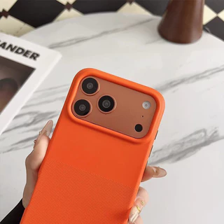 เนื้อแมทกันลื่น เคสโทรศัพท์ For iPhone 17 Pro Max 16 15 14 13 Pro Max แม่เหล็ก ฝาครอบกันกระแทก รองรับการชาร์จแบบไร้สาย