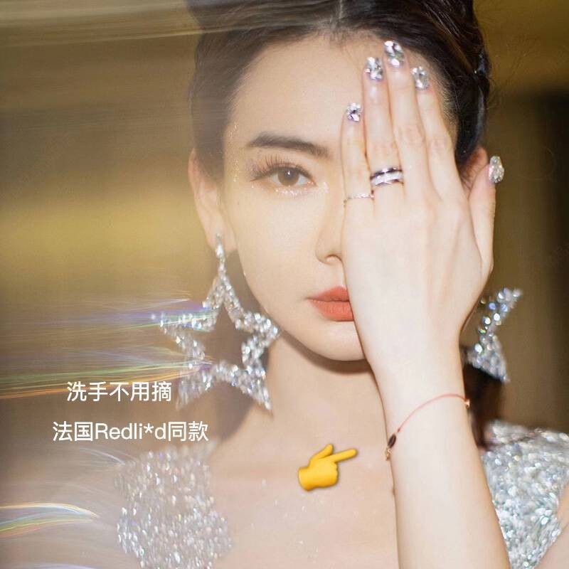 พร้อมสต็อก ขายร้อน {สร้อยข้อมือ Benming ปี} French redli * e Star Little Red String หญิง 18K เพชรรอบ