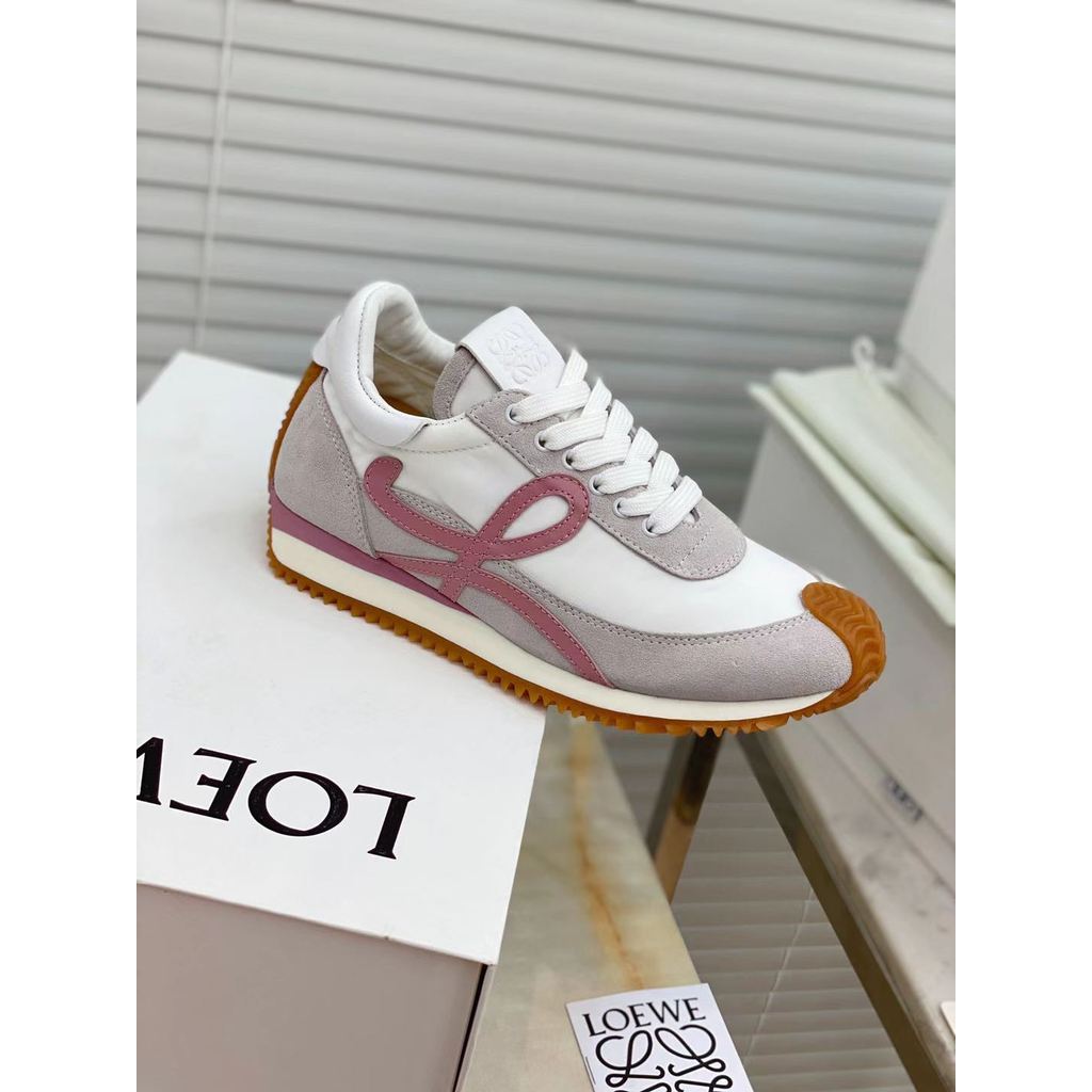 34 GHB9 L Men's Women's White Gray Sneakers Pink Logo Casual Retro Walking Shoes GAT sneakers leisur
