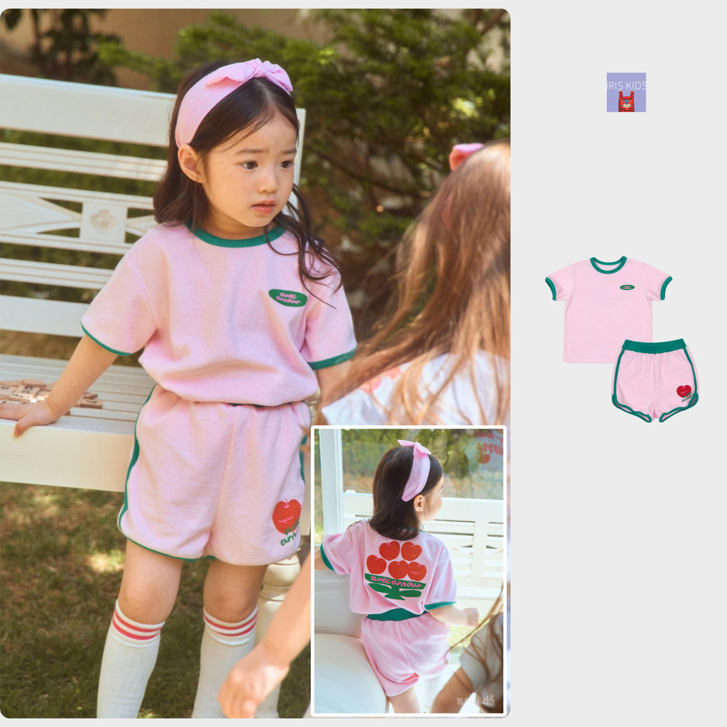 「สินค้าลิขสิทธิ์แท้」IRIS KIDS BEBEBE 26ss IKT260414 Little Apple Love เสื้อผ้าเด็ก ชุดเซ็ตขาสั้น ลายแอปเปิ้ล ผ้านุ่ม