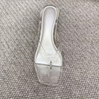 รองเท้าแตะนักเรียน Anti-Slip PVC โปร่งใส เกาหลี ใส่ข้างนอก ชายหาด พื้นนุ่ม เหมาะสำหรับหน้าร้อน ใส่ได้ทั้งวัน ไม่เหม็นเท้า ระบายอากาศดี กันลื่นเวลาเดิน| FCC0 WS1 HS1 FLW1