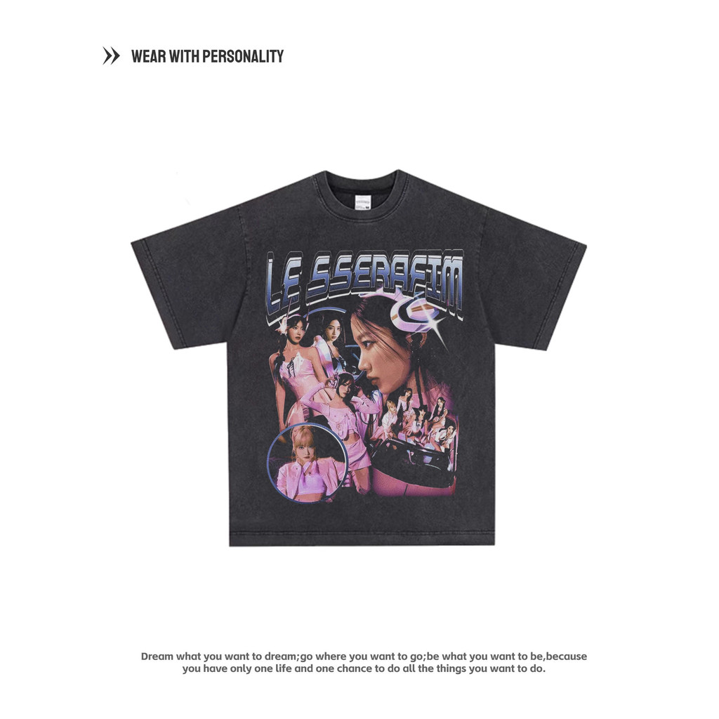 [มีสินค้าในสต็อก] เสื้อยืดสินค้าของ LE SSERAFIM สำหรับผู้หญิง สไตล์อเมริกันไฮสตรีท แขนสั้น คอเล็ก ผ้