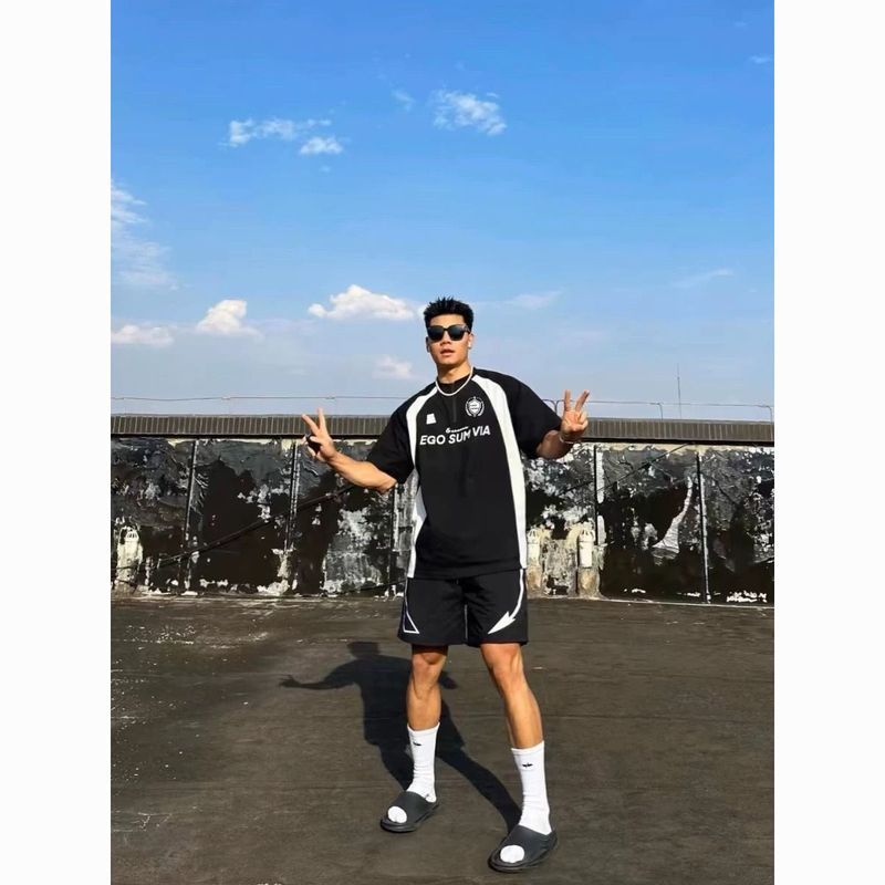 To Shop American Retro Basketball Stitching Shooting Sports T-Shirt Rugby Running Training Short-Sle