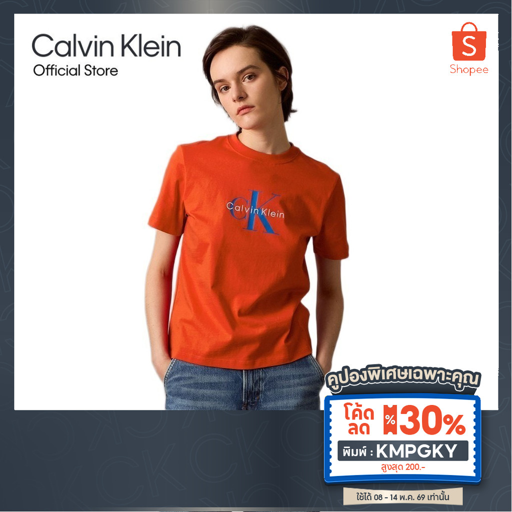 [ลด30%พิมพ์ KMPGKY] CALVIN KLEIN เสื้อยืดคอกลมแขนสั้นผู้หญิง Monogram Logo ทรง Regular รุ่น 47B865G 