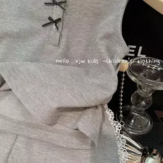 ชุดเสื้อและกระโปรงแขนกุดมีฮู้ดแต่งลูกไม้สำหรับเด็กฤดูร้อน (เสื้อสเวตเตอร์ เสื้อกั๊ก และกางเกงขาสั้น) ชุดลำลองกีฬา