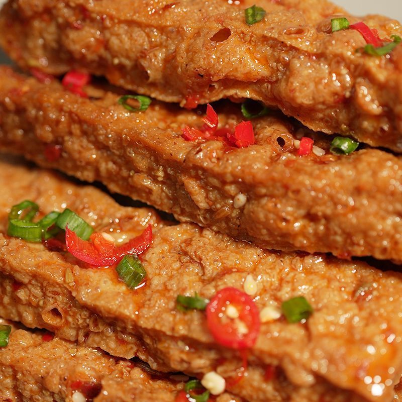 巧大娘虎皮豆干爆汁香辣卤味零食追剧小吃氮气豆腐干辣味休闲零食4.21Qiaodainiang Tiger Skin Tofu Snacks: Juicy, Spicy, Marinated Snack