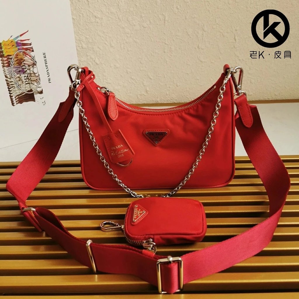 กระเป๋าสะพายข้างและถือสำหรับผู้หญิง Prada แบบใหม่ที่ขายดีที่สุด