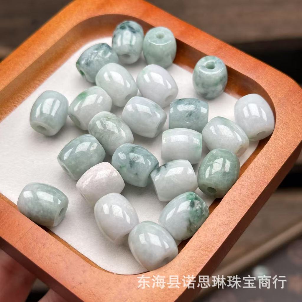 ธรรมชาติน้ําแข็งสายพันธุ์ไตรรงค์ลอยสีเขียวหลวมลูกปัด บัตรผ่าน สินค้าลูกปัด ทําเอง ทอมือสร้อยคอสร้อยข