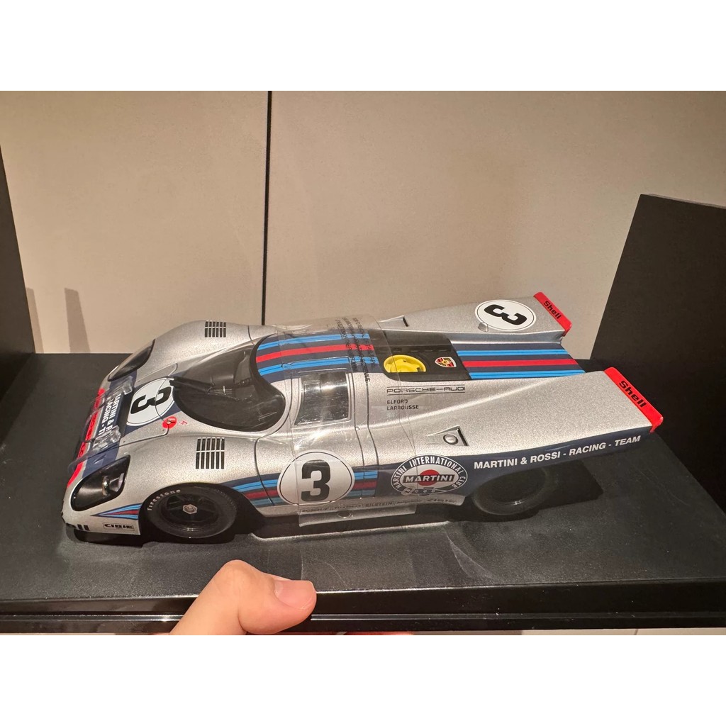 [สต๊อกพร้อม ติดต่อหากคุณมีคําถามใดๆ] 1/18 AUTOART porsche porsche 917K