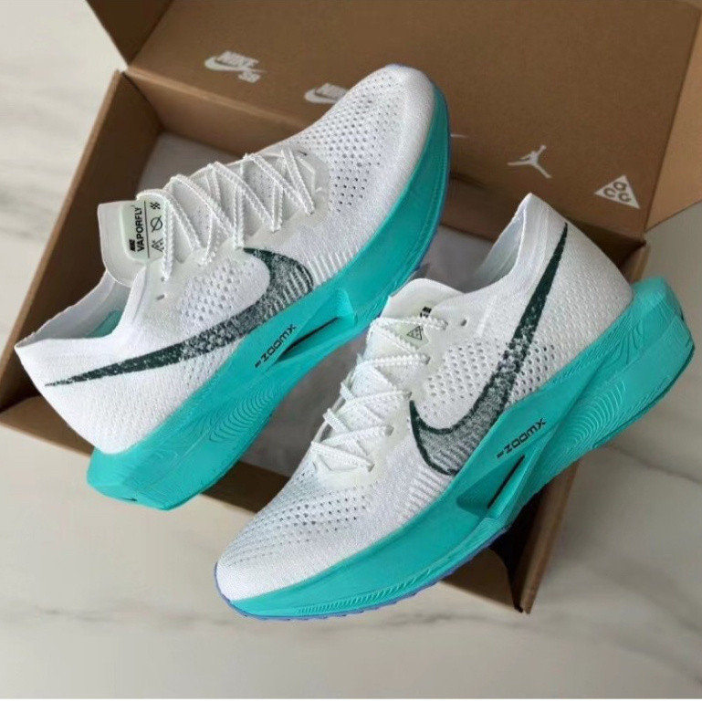 พร้อมสต็อก Vaporfly Next 3 รองเท้าวิ่งผู้ชายและผู้หญิงตาข่ายระบายอากาศเบา Vaporfly Next 2 รองเท้ากีฬ