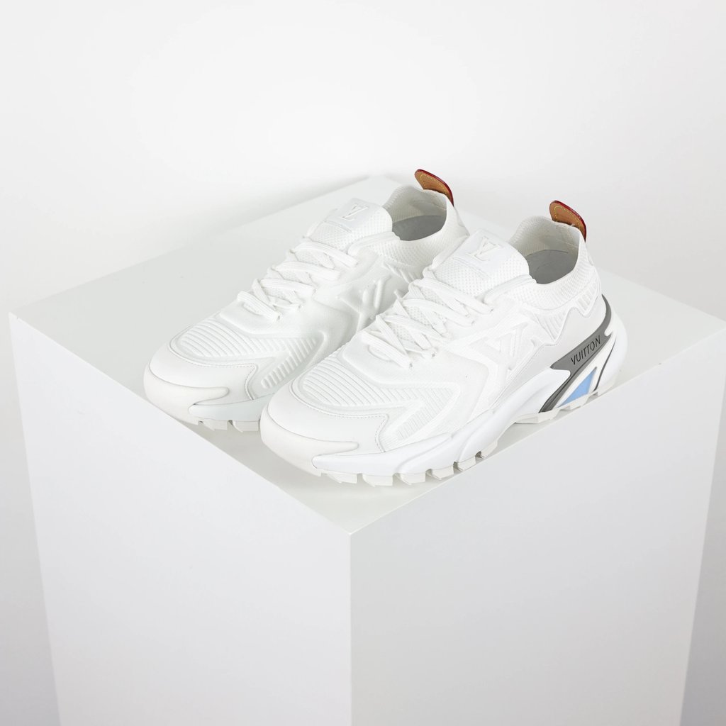 1: 1 Original Label AAA +Runner Tatic หนังวัวถักรอบ Toe Lace-Up Low-Top Life Casual รองเท้าผู้ชายสีด