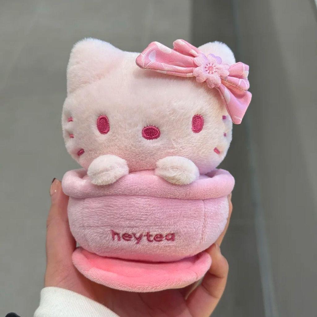 ของสะสม Xicha Co-Branded Hello Kitty ใหม่ กระเป๋าลายทอง และตุ๊กตา พร้อมสร้อยคอ