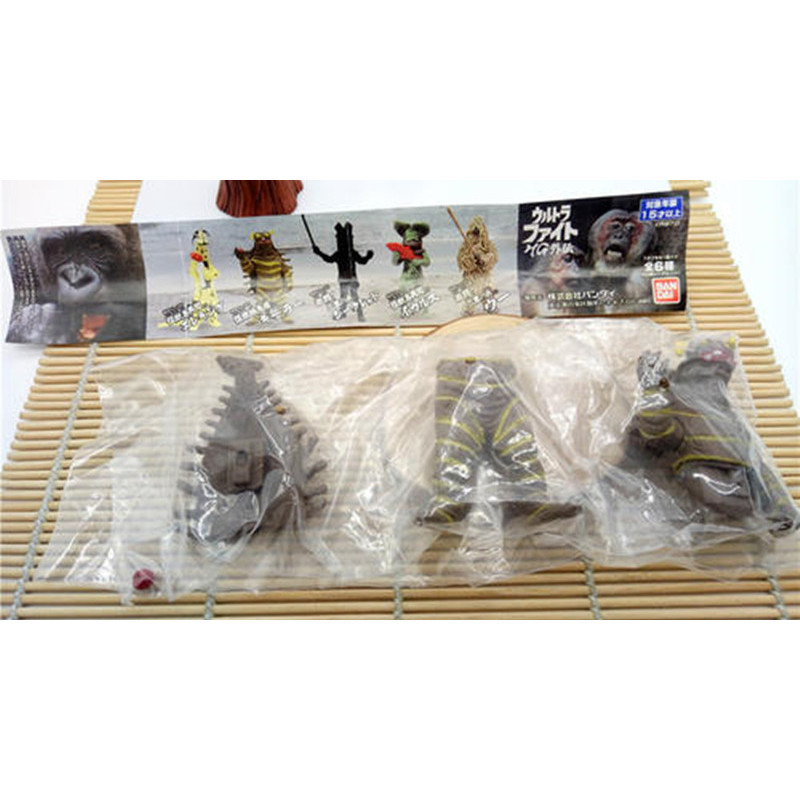 Bandai Ultraman Fighting HG Capsule Toy Garage Monster Killer เครื่องประดับ