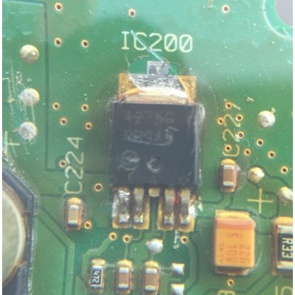 TLE4275G 4275G TO252 รถควบคุมแรงดันไฟฟ้า Patch Tube Patch ขนาดเล็ก 4 Pins ครึ่ง
