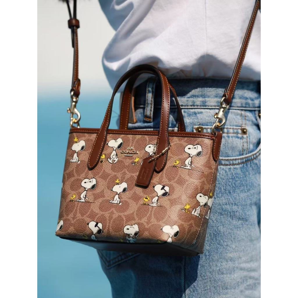 กระเป๋าหญิงใหม่ Snoopy17 Mini Tote Bag กระเป๋าสะพายข้าง CBS83