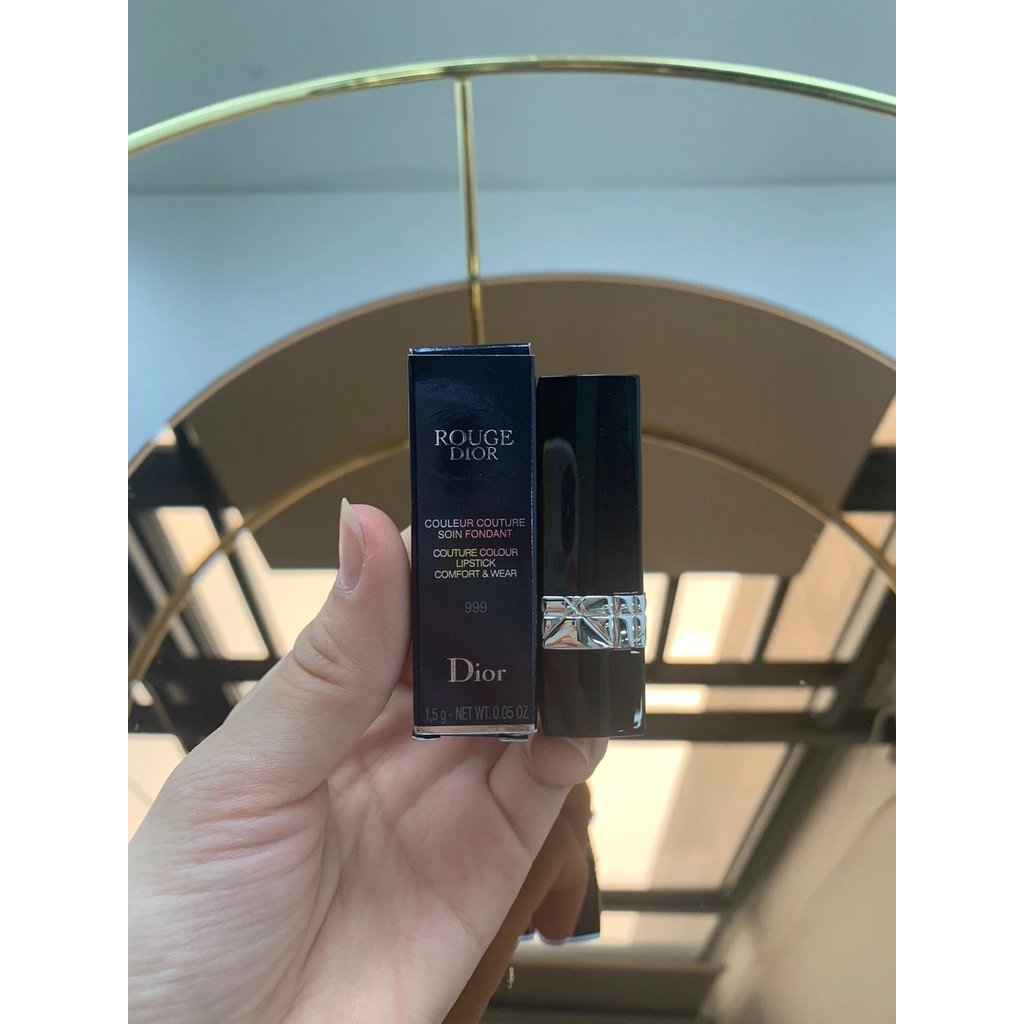 D Home Little Di Home 999 ลิปสติกตัวอย่างขนาดกลาง 1.5g สีให้ความชุ่มชื้นมาก Positive, Long-Lasting C