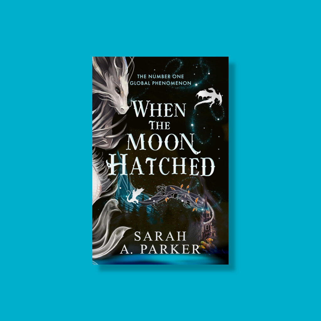 When the Moon Hatched วรรณกรรมแนว Romantic-Fantasy ภาษาอังกฤษ